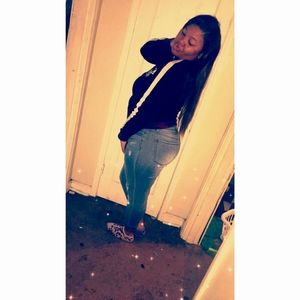 Meet your Posher, Emerald